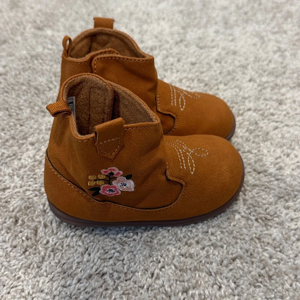 Kids Brown Pull-On Boots